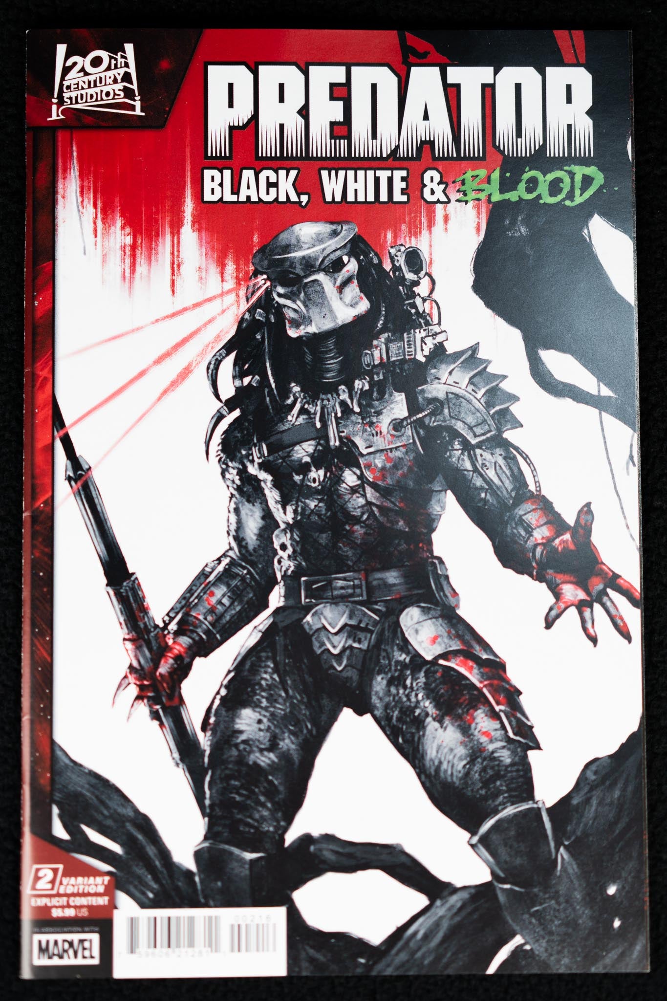 Predator: Black, White & Blood #2 – Skan – 1:25 Incentive Variant