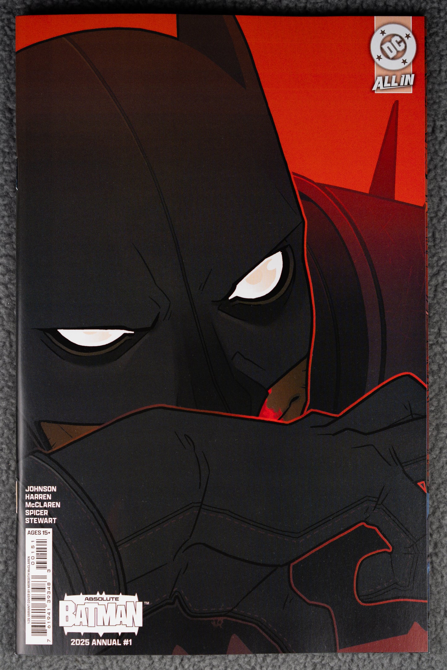 Absolute Batman 2025 Annual #1 – Meredith McClaren Variant – 1:25 Incentive – Card Stock Cover